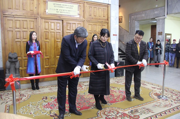 “Монголчуудын уламжлалт сав суулга” үзэсгэлэн нээлтээ хийлээ